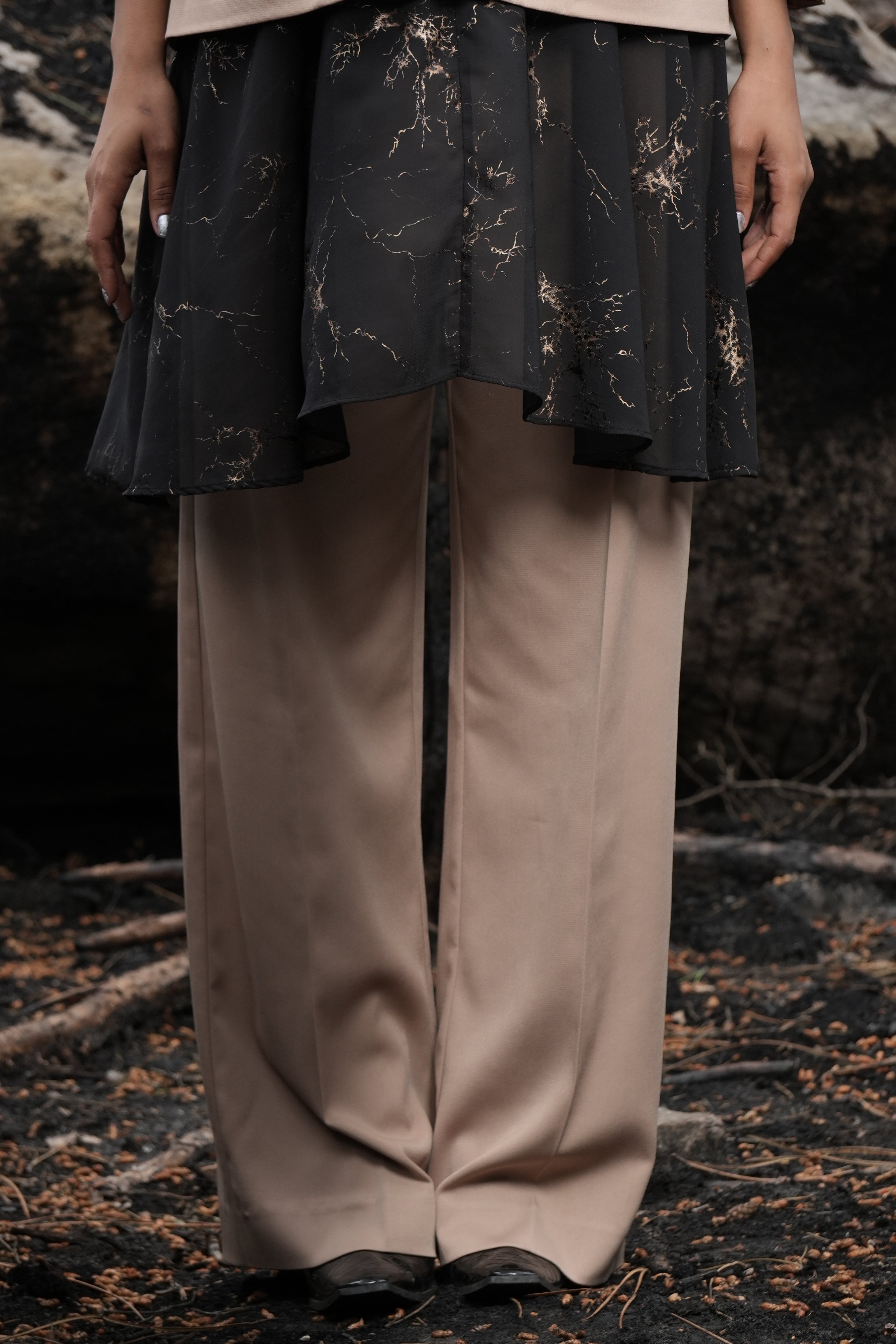 FUKAKO - Tailleur en crêpe japonais beige